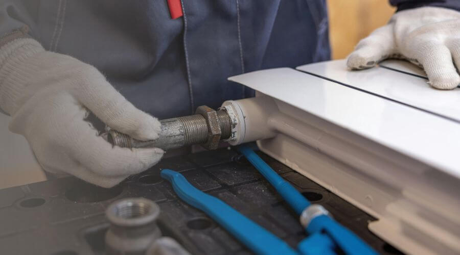 Emergency Leak Detection in Oak Hall, VA